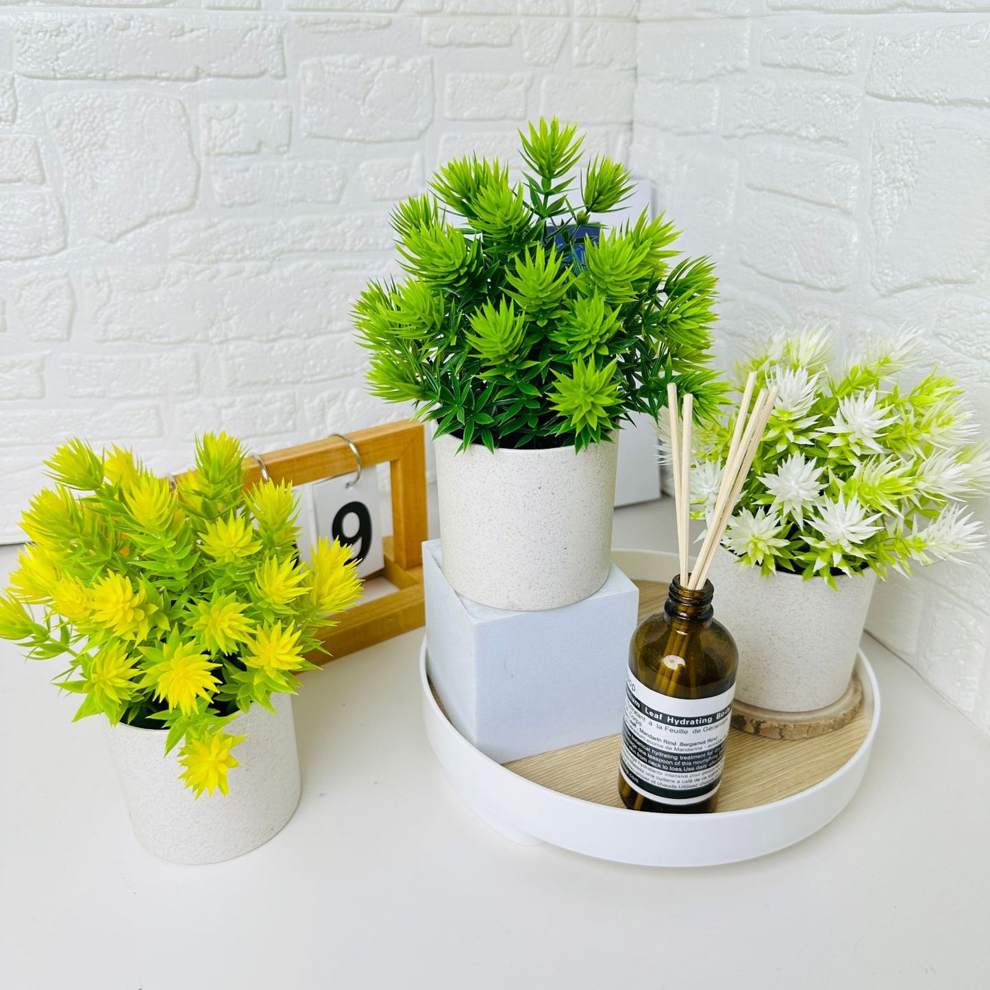 Mini Artificial Pine Cone Grass